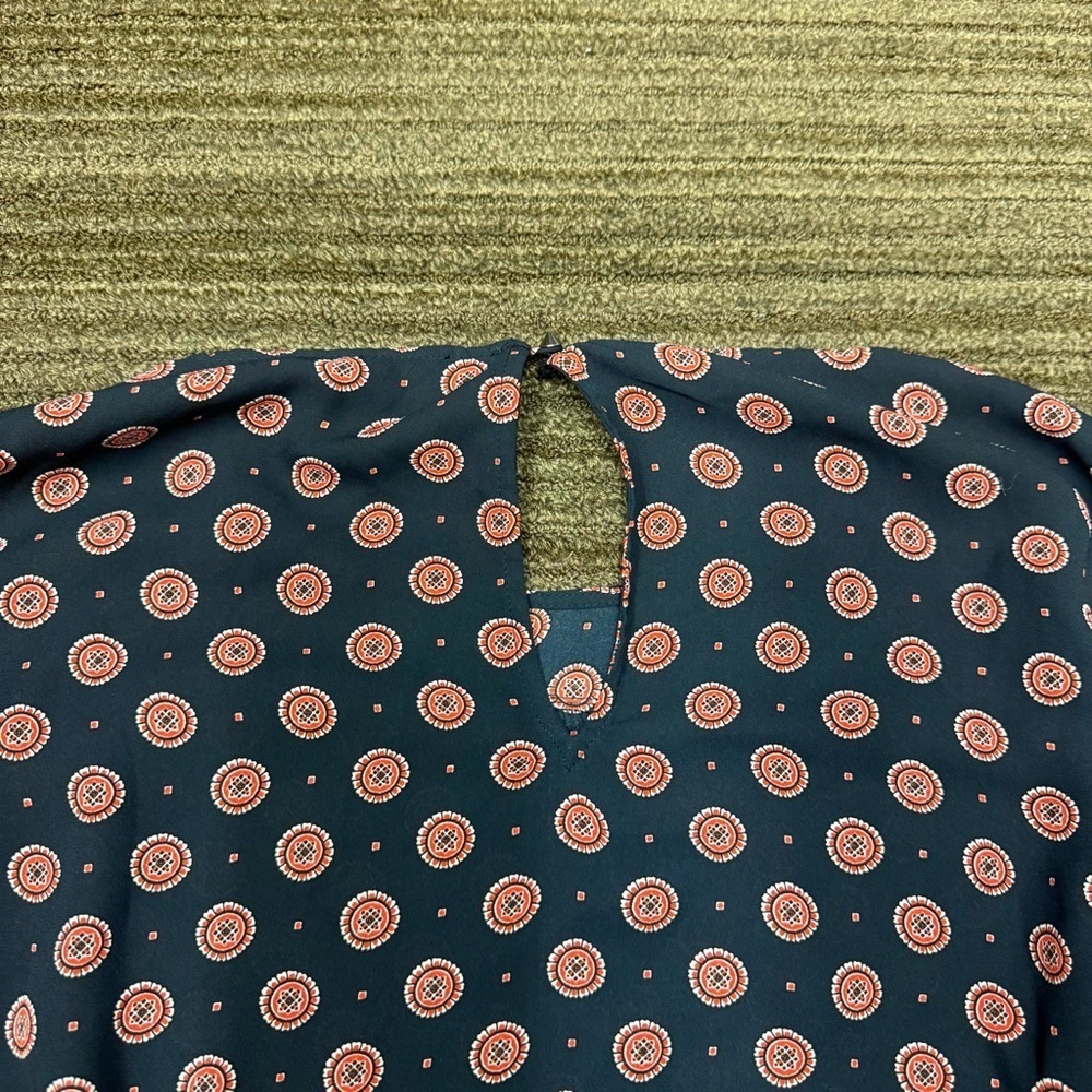 Banana Republic Long Sleeve Blouse Circular Print Ruffle Detail Red and Navy - Picture 9 of 10